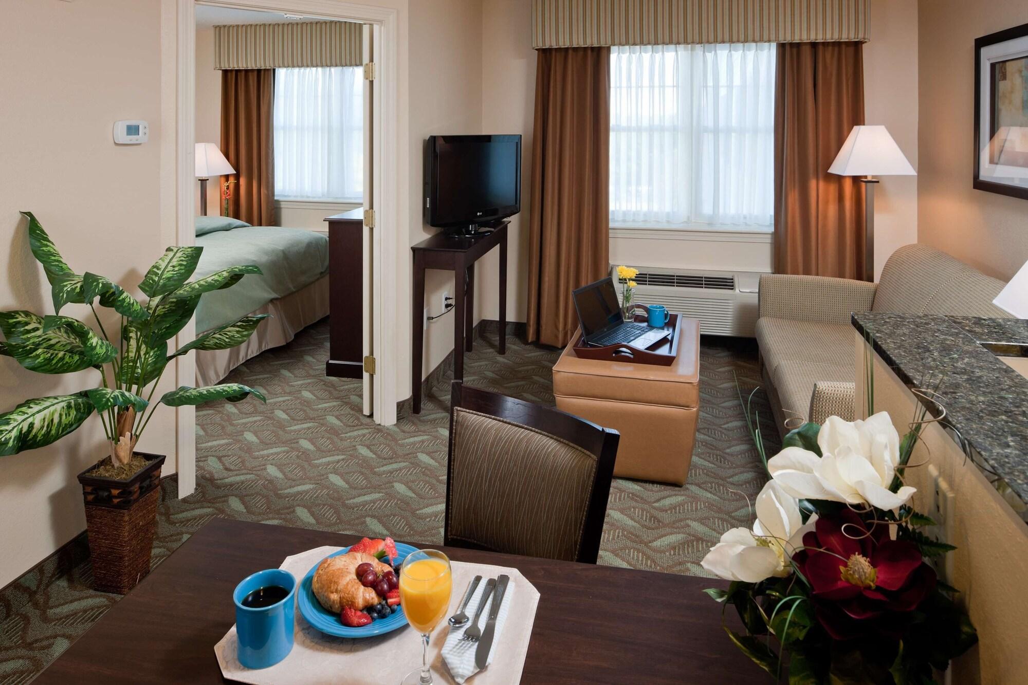 Hotel Homewood By Hilton Boston/andover