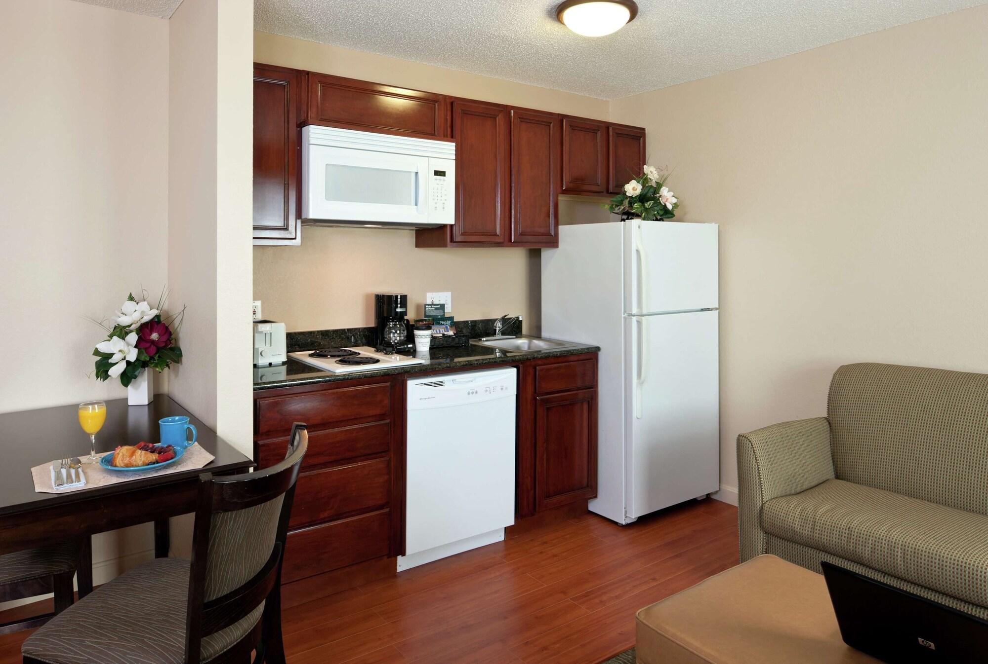 Homewood By Hilton Boston/andover 3*